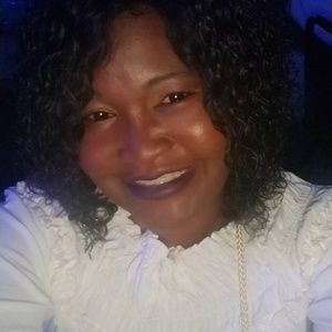 Meet your Posher, Aleshia